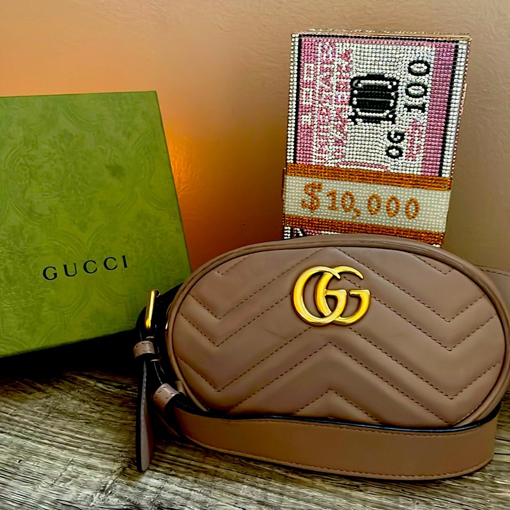 ✴️Gucci Marmont Beltbag✴️